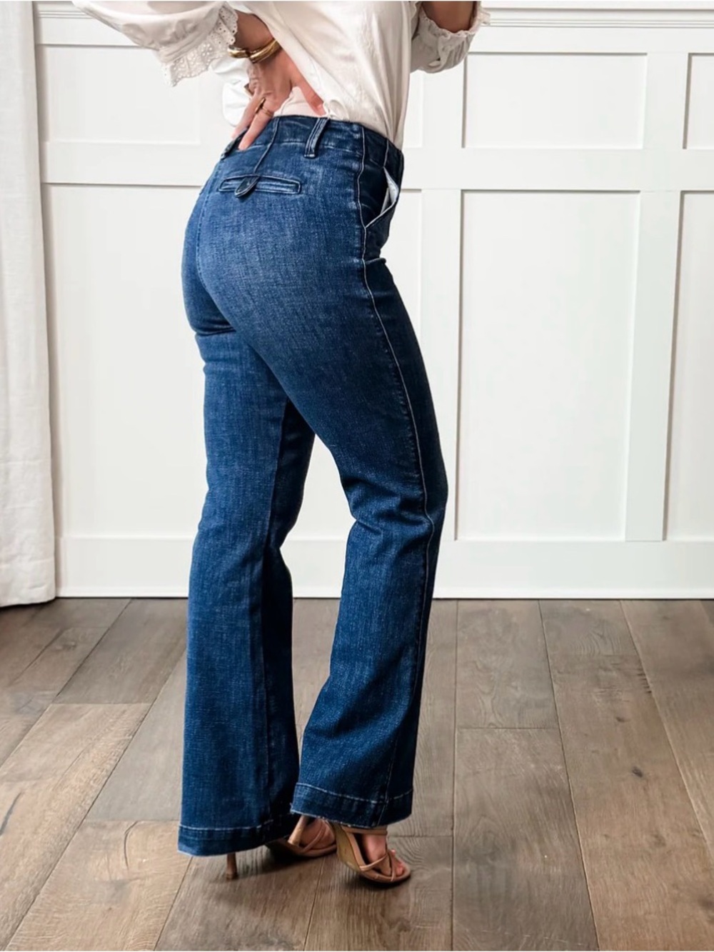 Judy Blue The Sutton Mid Rise Dark Wash Tummy Control Bootcut Trouser Jeans - Picture 2 of 3